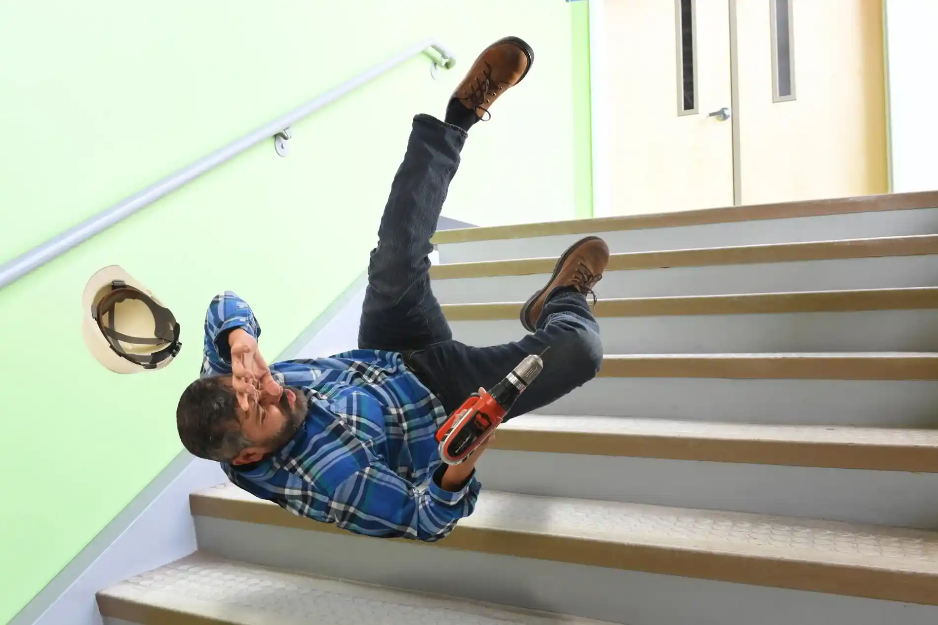 A man who slipped and fell from a staircase